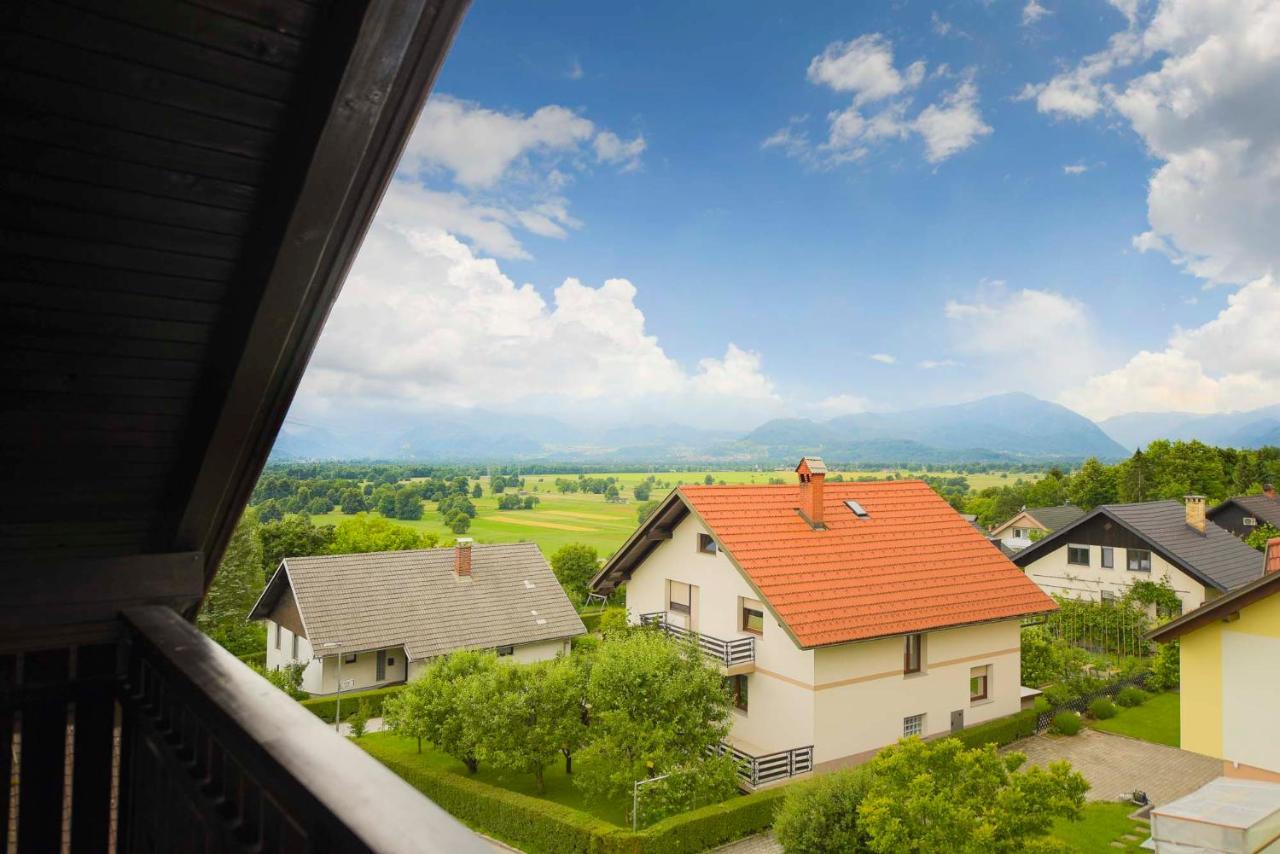 Apartments Rikli Rodine Near Bled エクステリア 写真